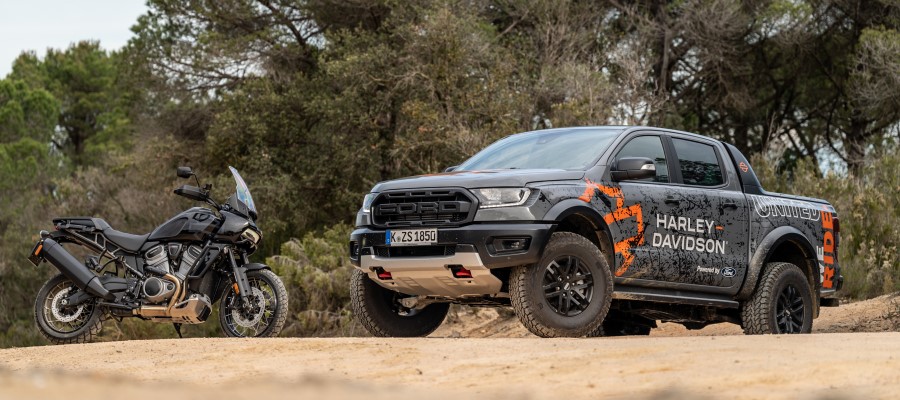 Ford zeigt als offizieller Mobilitätspartner von Harley Davidson starke Präsenz bei Hamburg Harley Days 2022